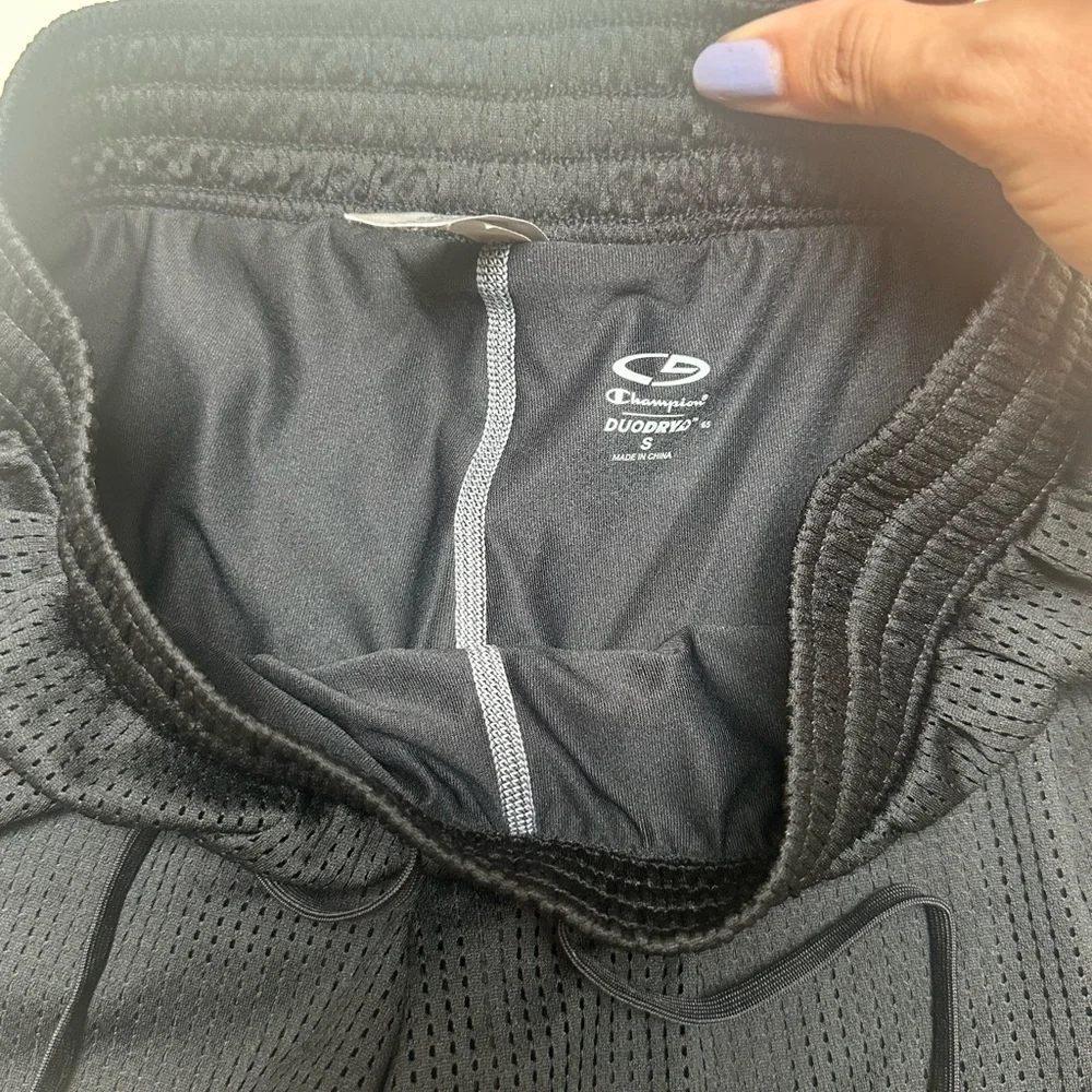 ❤️ 🆕 CHAMPION DUO DRY womens Black Athletic Shorts small - Picture 3 of 4